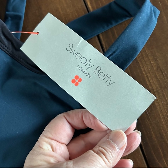 Sweaty Betty Power Workout Tank Vest. Size XS. - Picture 6 of 10